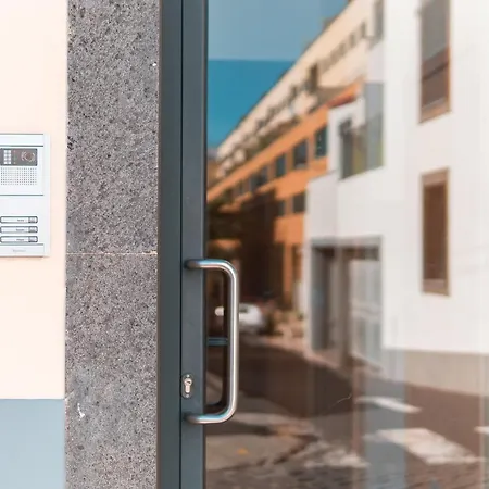 Ourmadeira - Aguia * Funchal (Madeira)