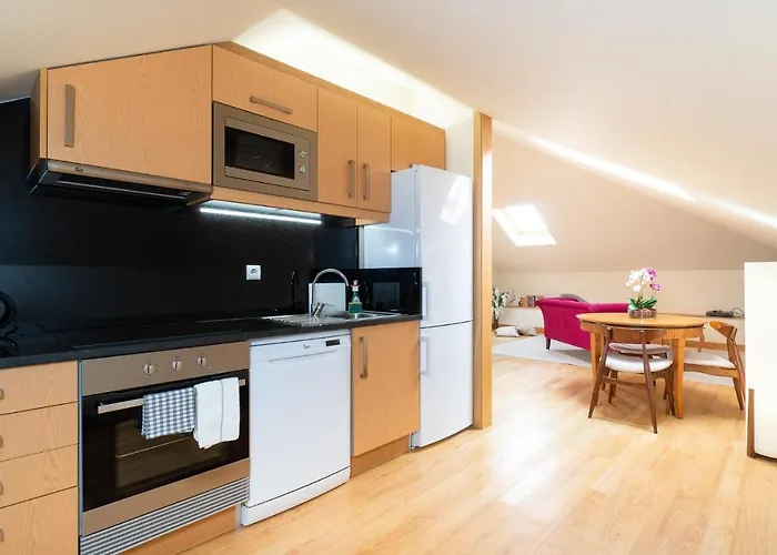 Apartamento Ourmadeira - Aguia *